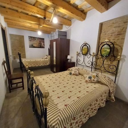 Casa Borgo Fonte Villa Castelleone di Suasa Luaran gambar