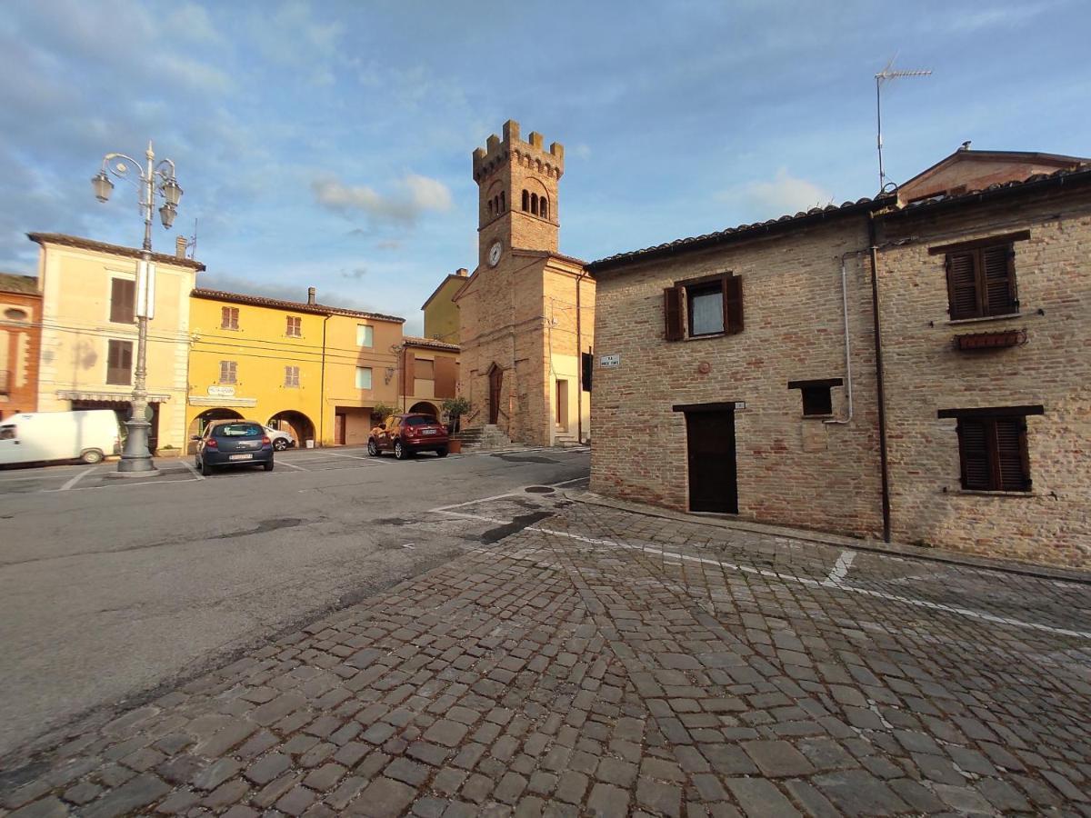 Casa Borgo Fonte Villa Castelleone di Suasa Luaran gambar