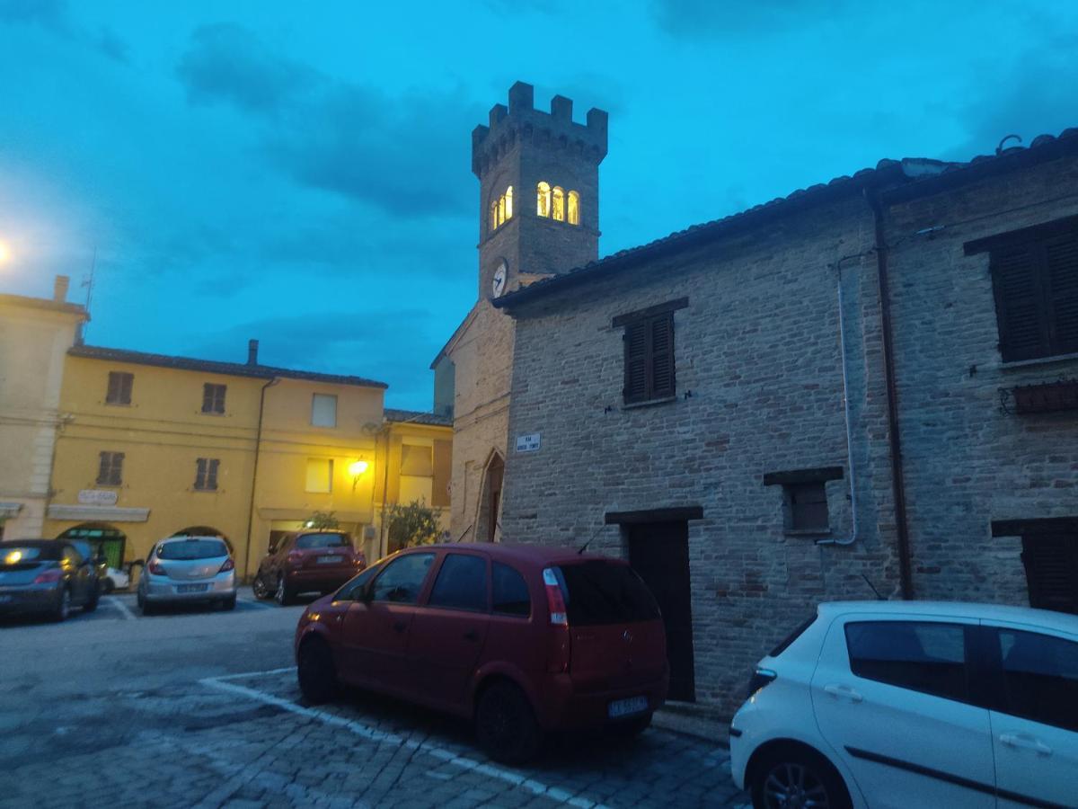 Casa Borgo Fonte Villa Castelleone di Suasa Luaran gambar