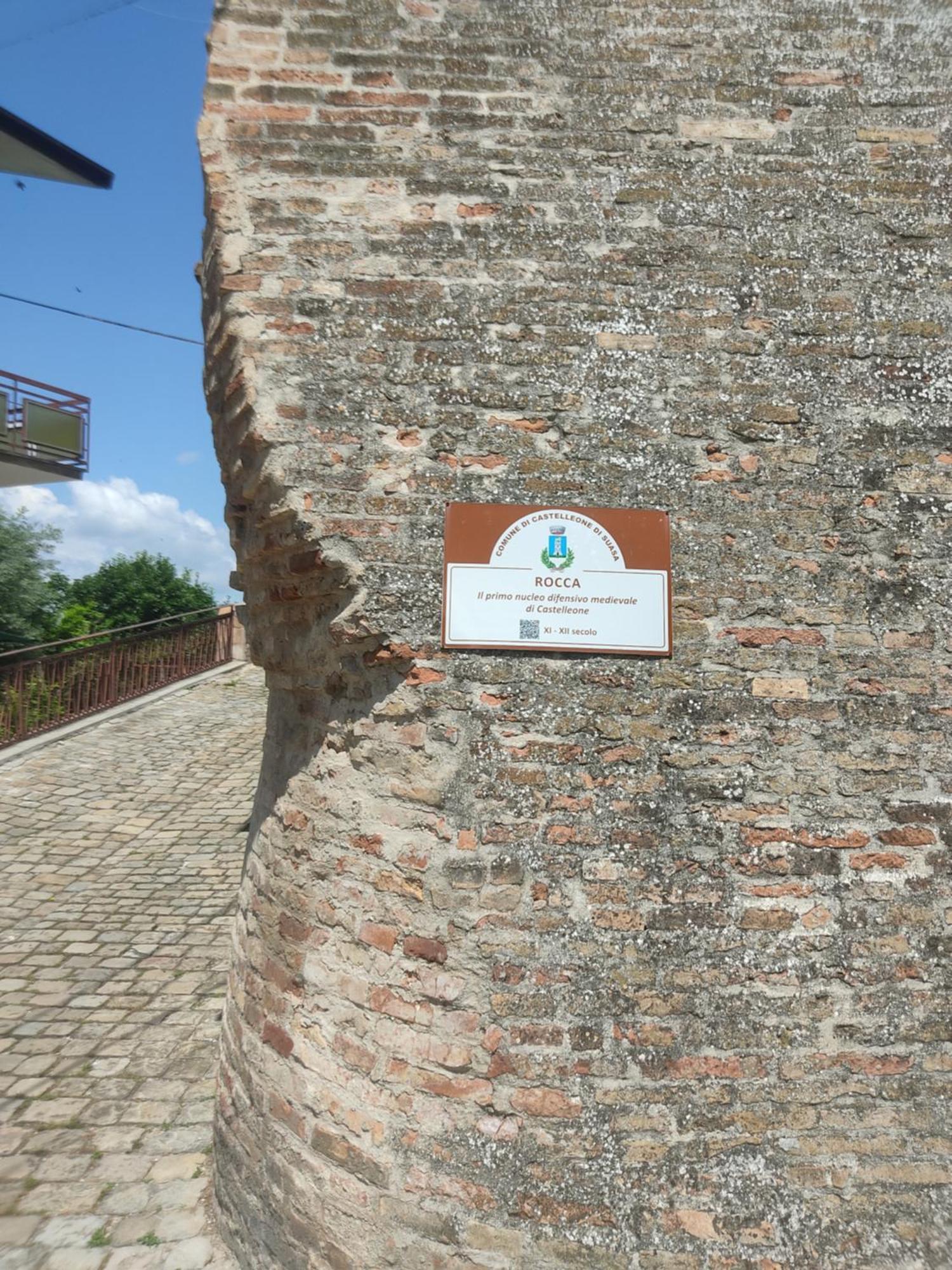 Casa Borgo Fonte Villa Castelleone di Suasa Luaran gambar